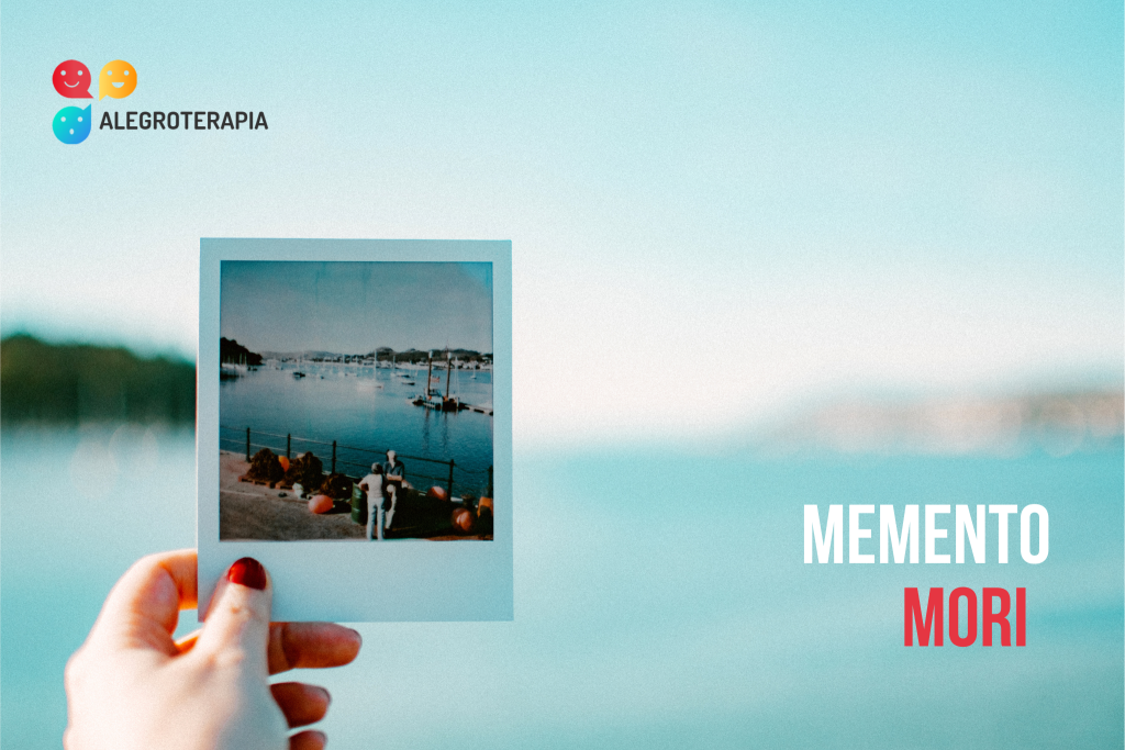 Memento Mori: cómo recordar que vas a morir puede ayudarte a vivir mejor a hand holding a polaroid picture remembering memento mori